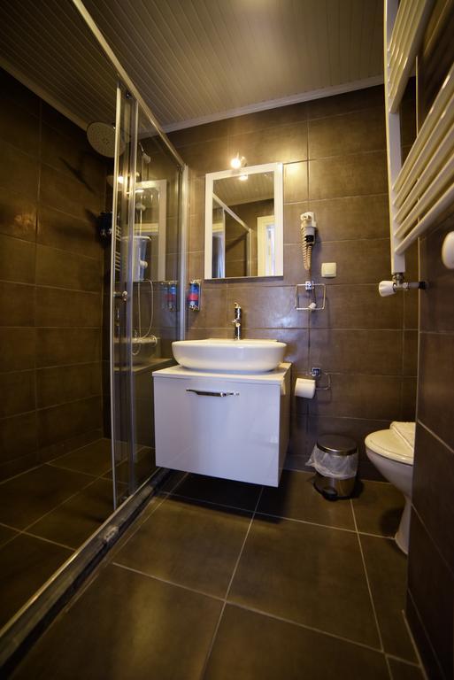 تْشاناكالي Park Suite المظهر الخارجي الصورة